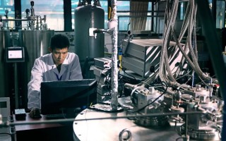 强磁科技 新突破！科学研究的“强磁心脏”实现国产化  科技前线