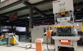 汇鸿科技 成都汇鸿科技取得一种型材成型设备专利，使滚压环调整更灵活方便滚压不同凹槽