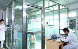 东莞净化科技有限公司 东莞市华生益环保净化科技取得一种无尘车间用滤网结构专利，防止灰尘污染环境