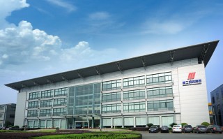 北京富鼎科技有限公司 富鼎电子科技等取得自动化安装第一和第二工件的安装装置专利，安装精度和安装效率高